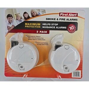 First Alert Smoke & Fire Alarms 540004‎ - 2 Pack Maximum Protection New
